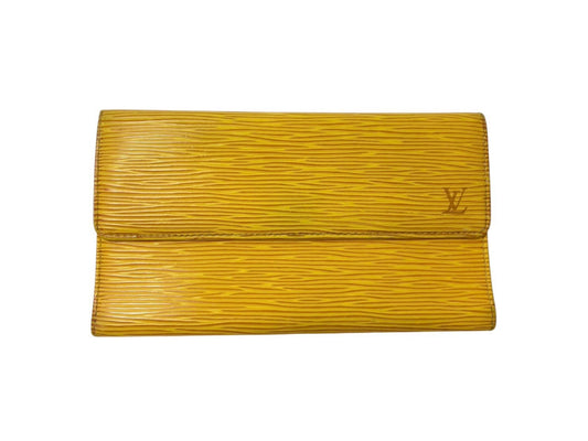 LOUIS VUITTON Epi Porte Tresor International Wallet