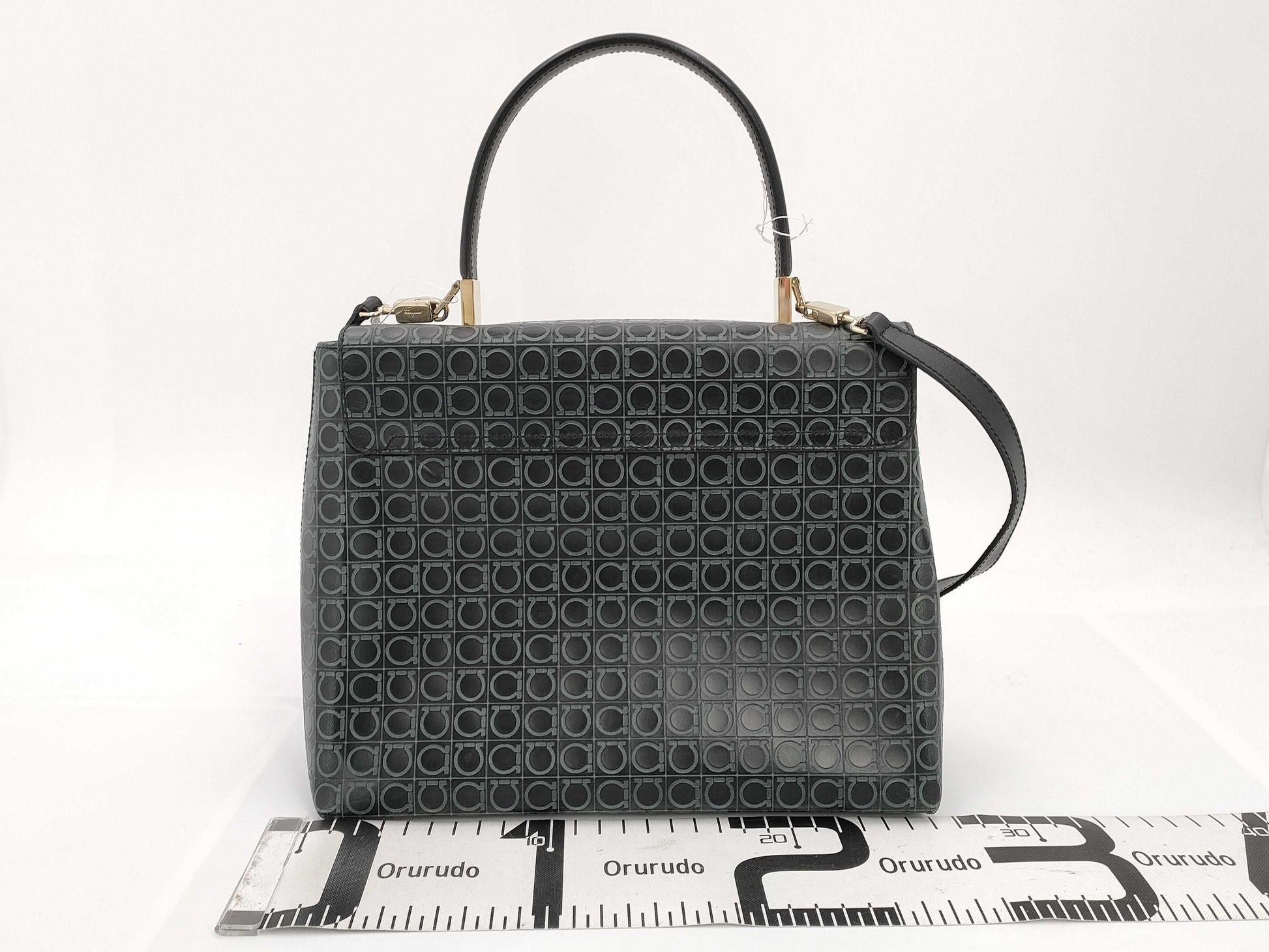 Salvatore Ferragamo 2-way shoulder bag