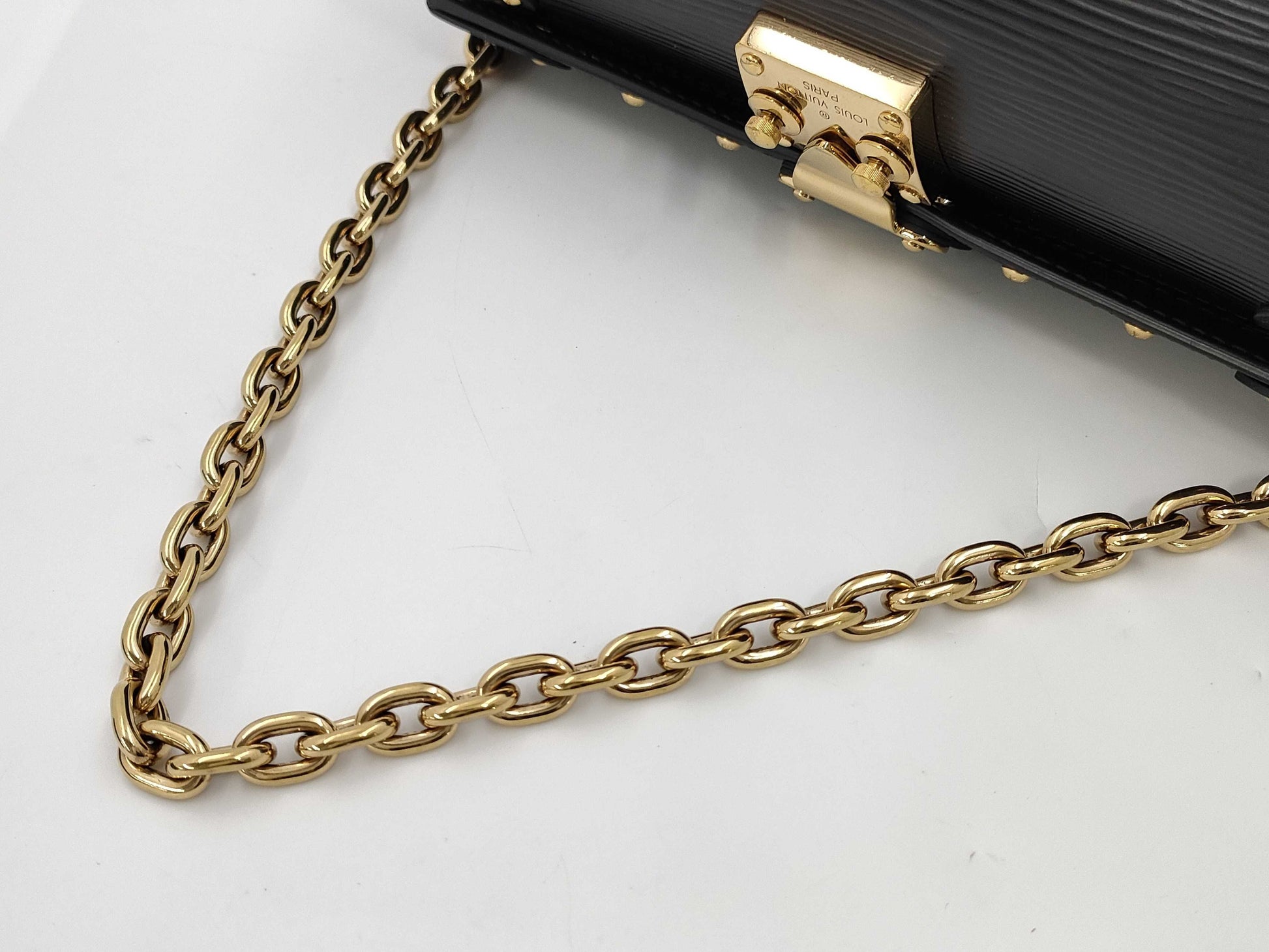 LOUIS VUITTON LV Epi Shoulder Handbag