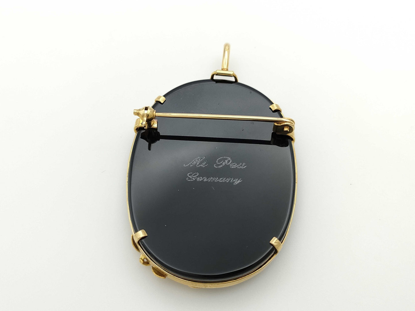 Cameo D0.04ct K18 12.3g Brooch 