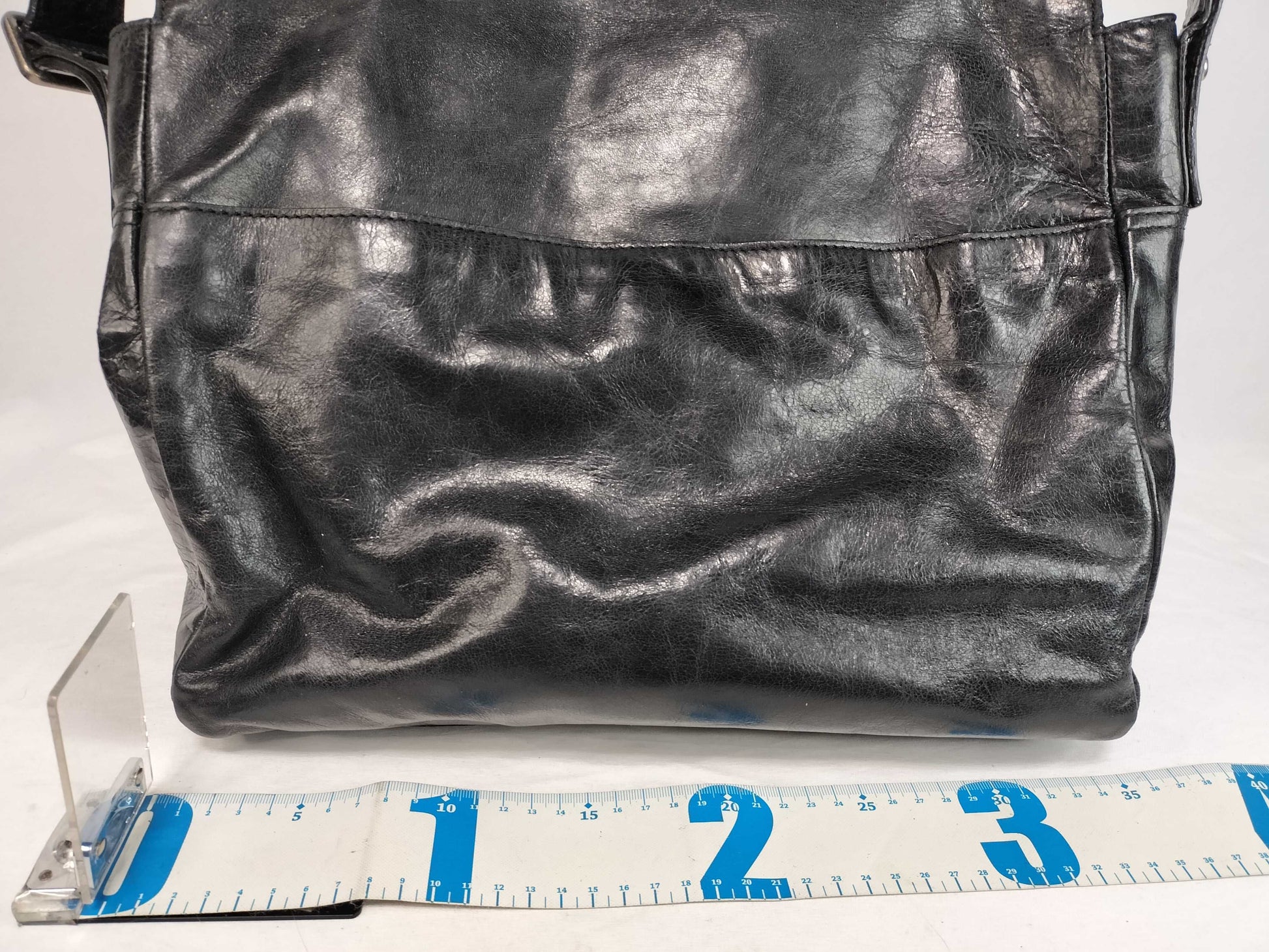 GIVENCHY Messenger Shoulder Bag in Black Leather