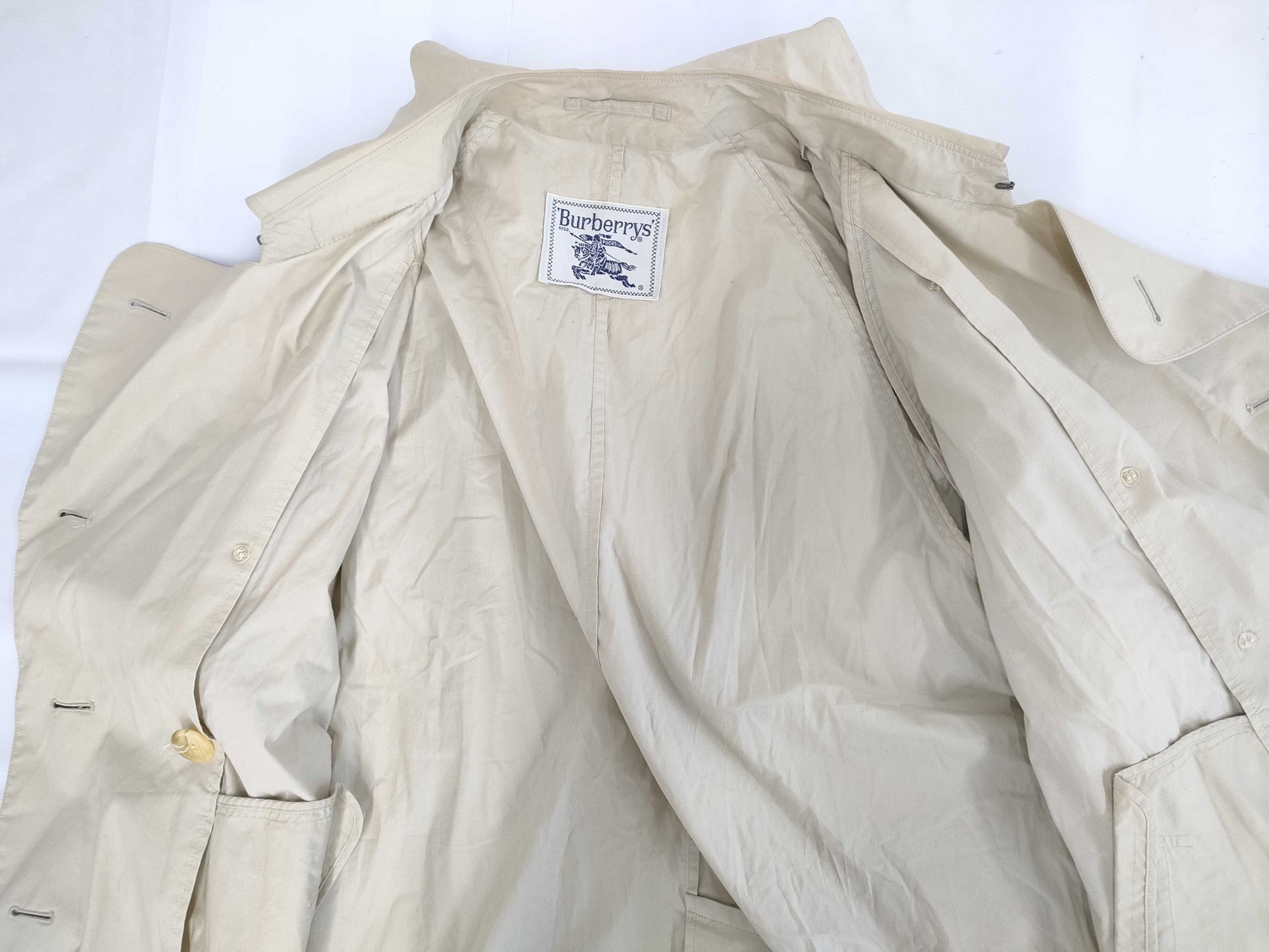 Burberry Trench Coat Size 9AR C-TK83 Coat