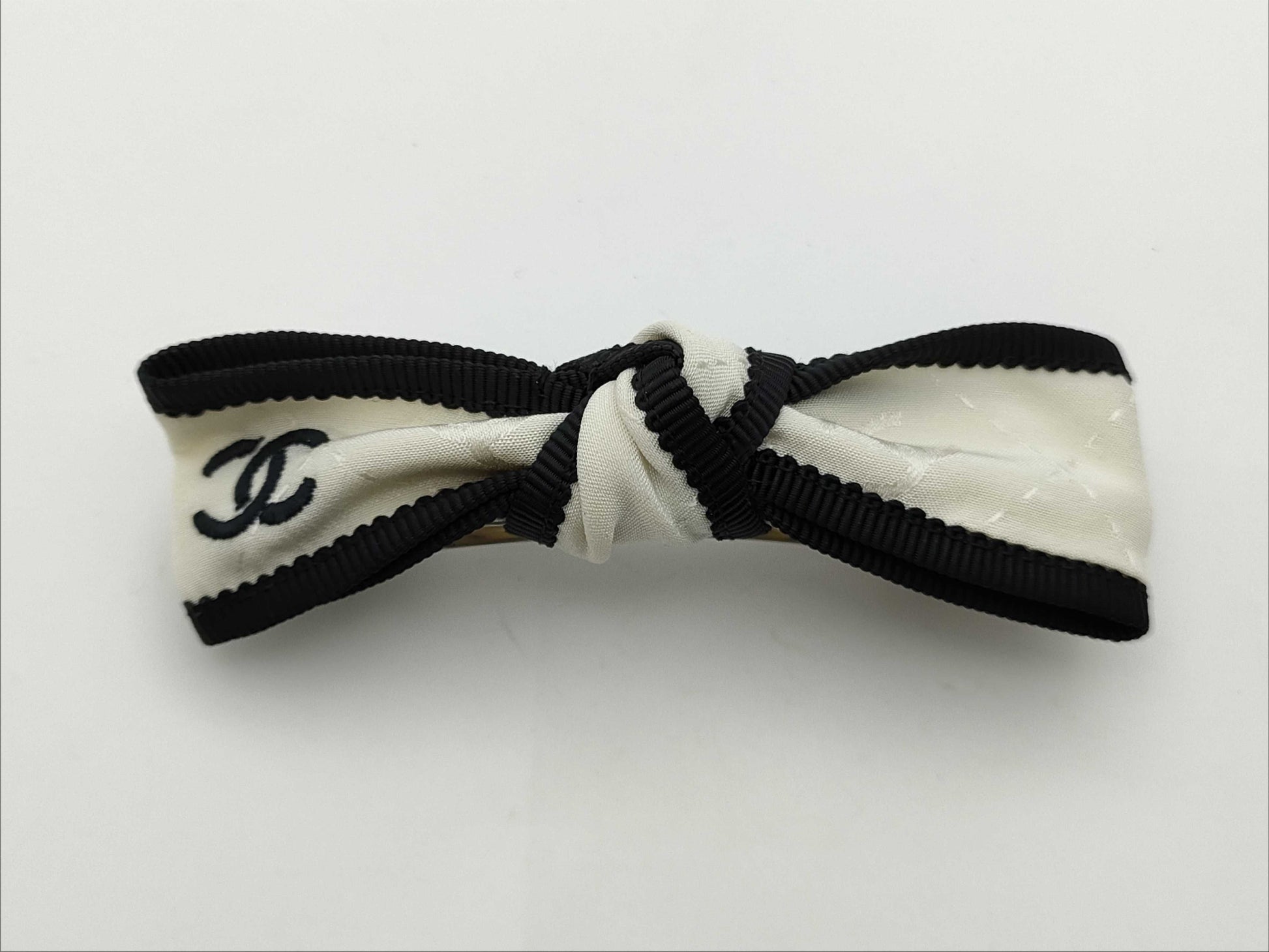 CHANEL Coco Mark 24-Piece Barrette, GP x Fabric, White x Black, Hair Accessory