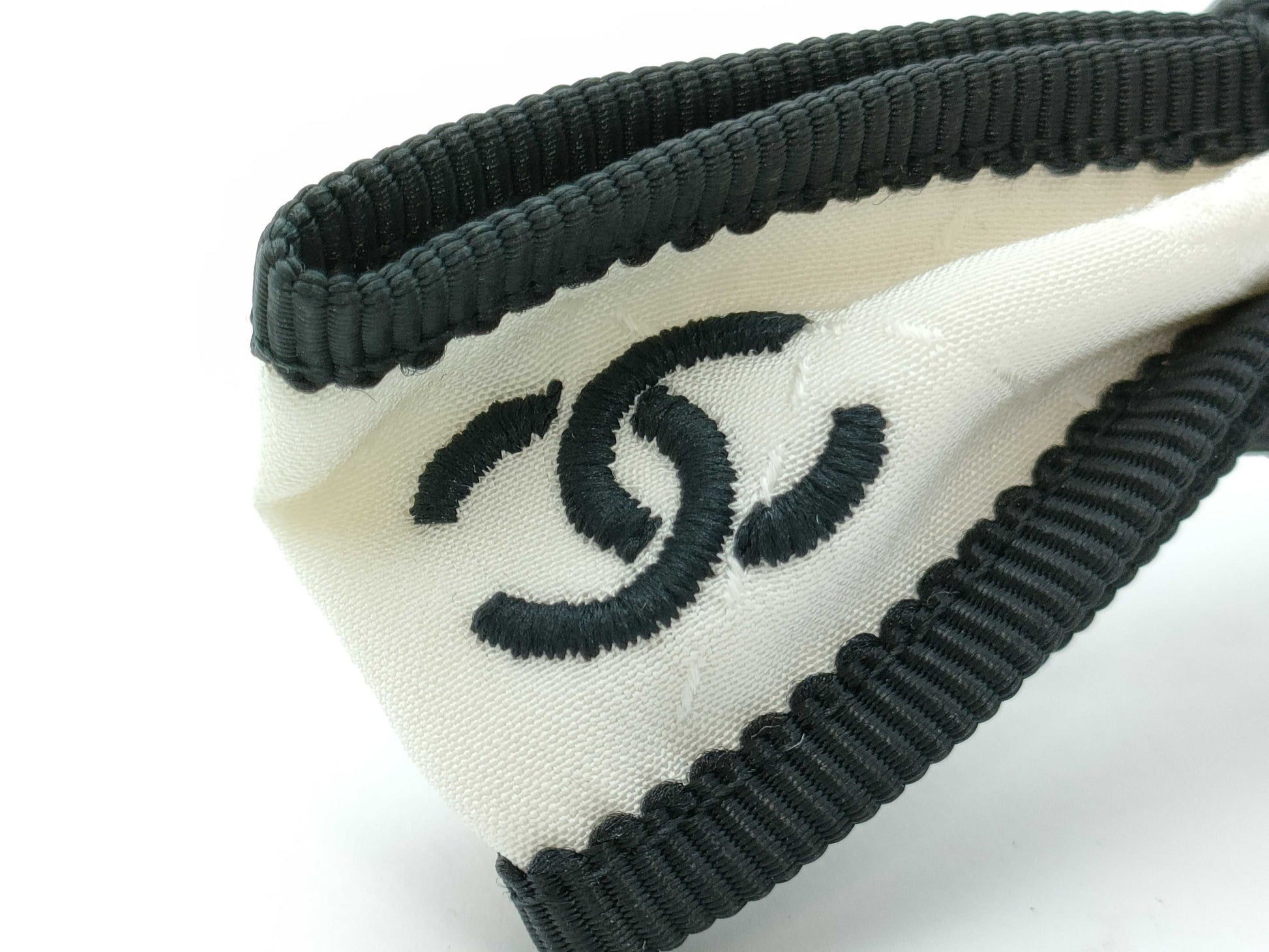 CHANEL Coco Mark 24-Piece Barrette, GP x Fabric, White x Black, Hair Accessory