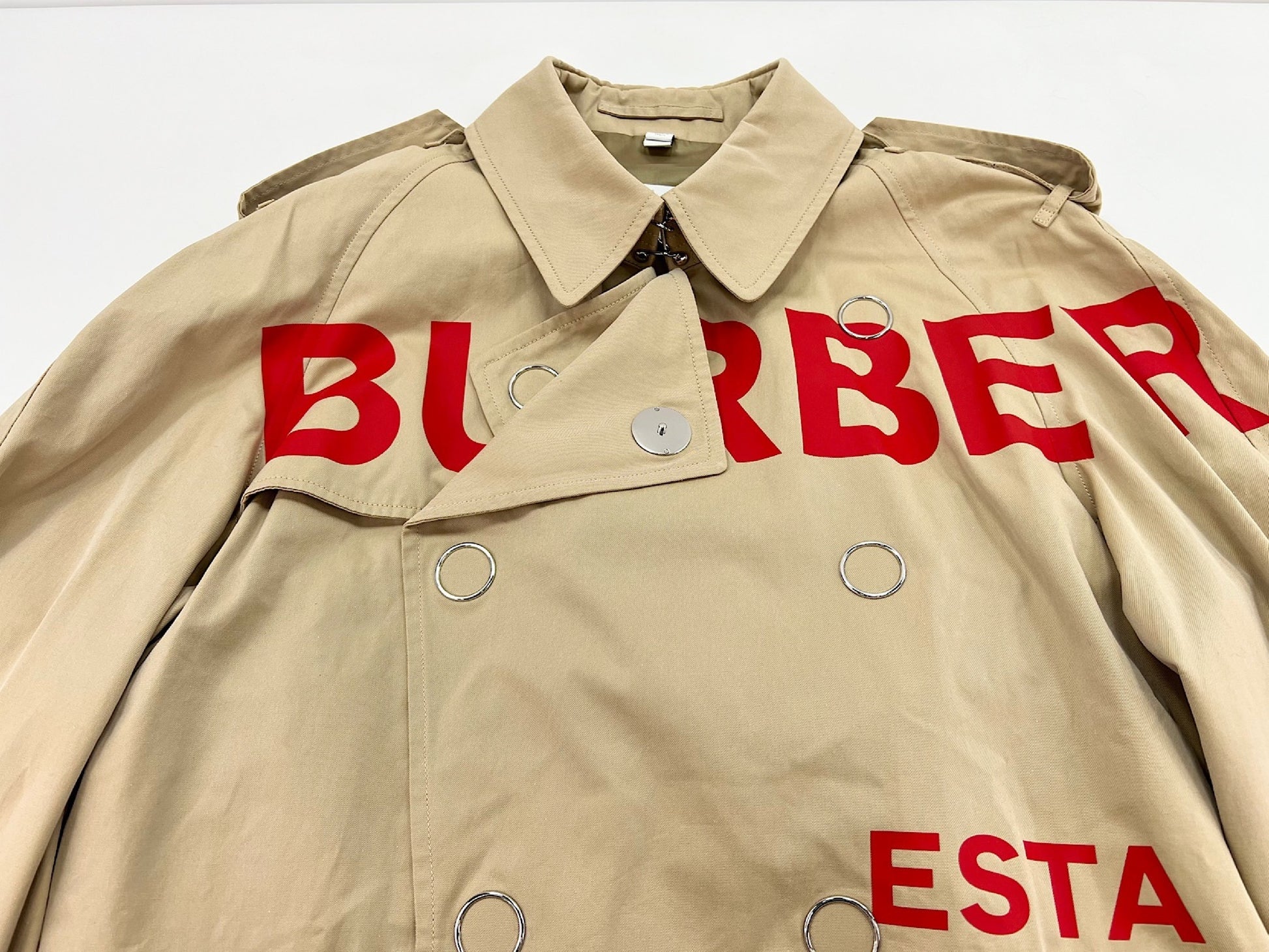 BURBERRY Horseferry Print Trench Coat, Size 46, Cotton Beige, Red