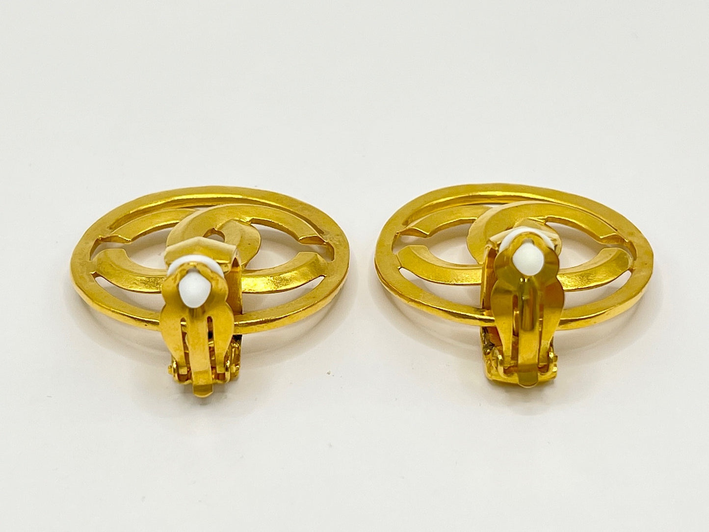 CHANEL Coco Mark Circle Earrings 96P Gold Earrings