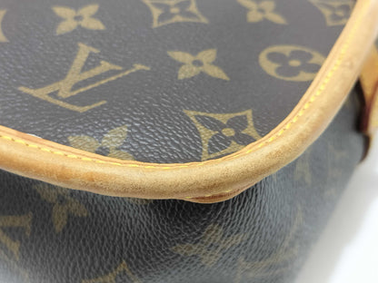 LOUIS VUITTON Monogram Sologne Shoulder Bag