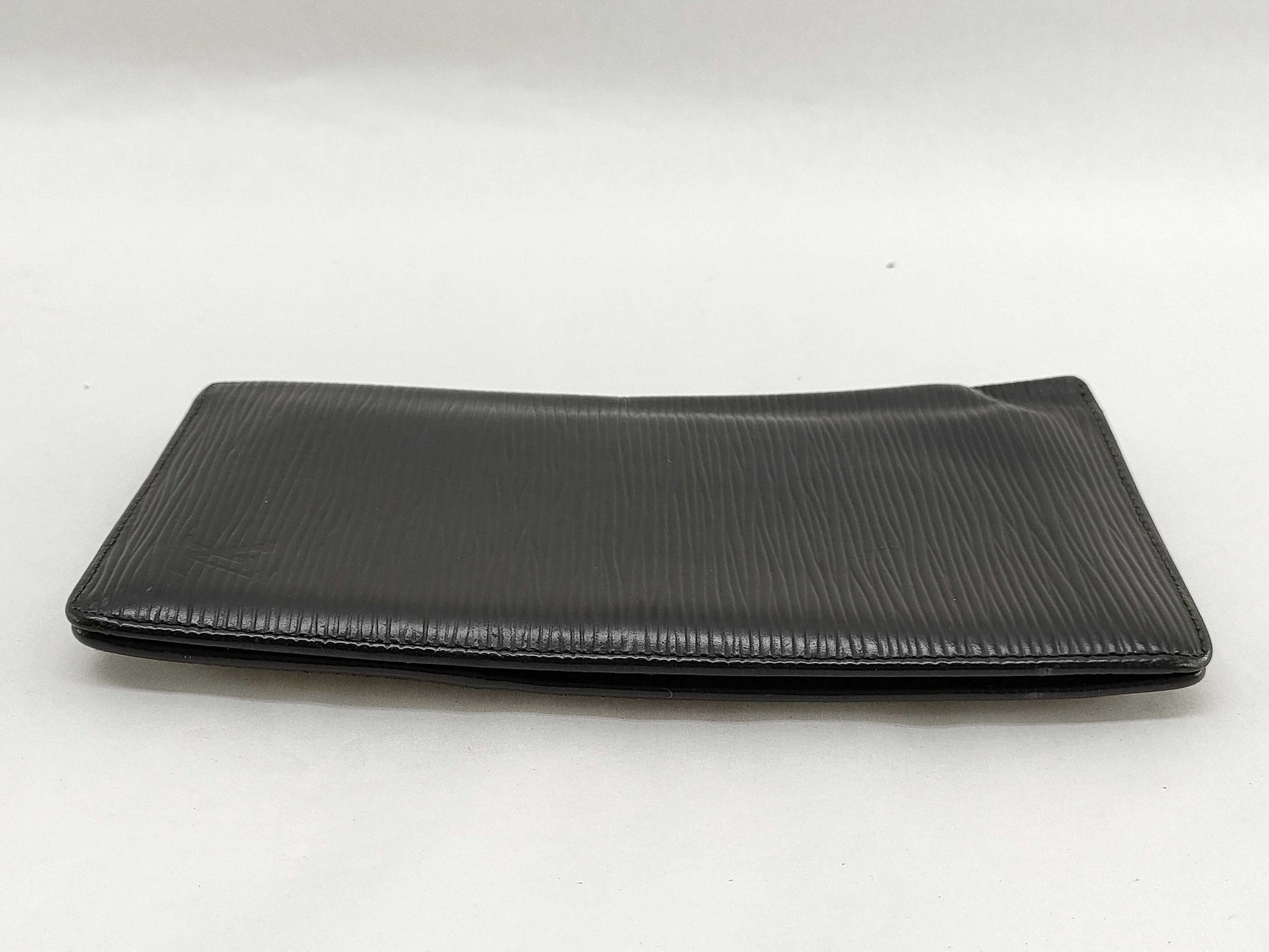 LOUIS VUITTON Epi Louis Vuitton Epi Folding Wallet