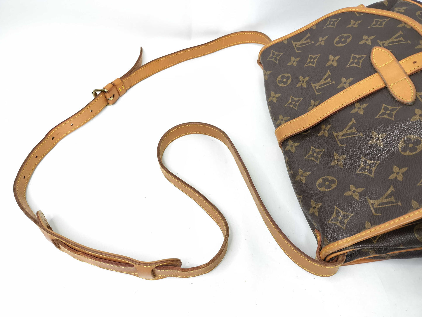 LOUIS VUITTON Monogram Saumur Monogram AR1921 Shoulder Bag