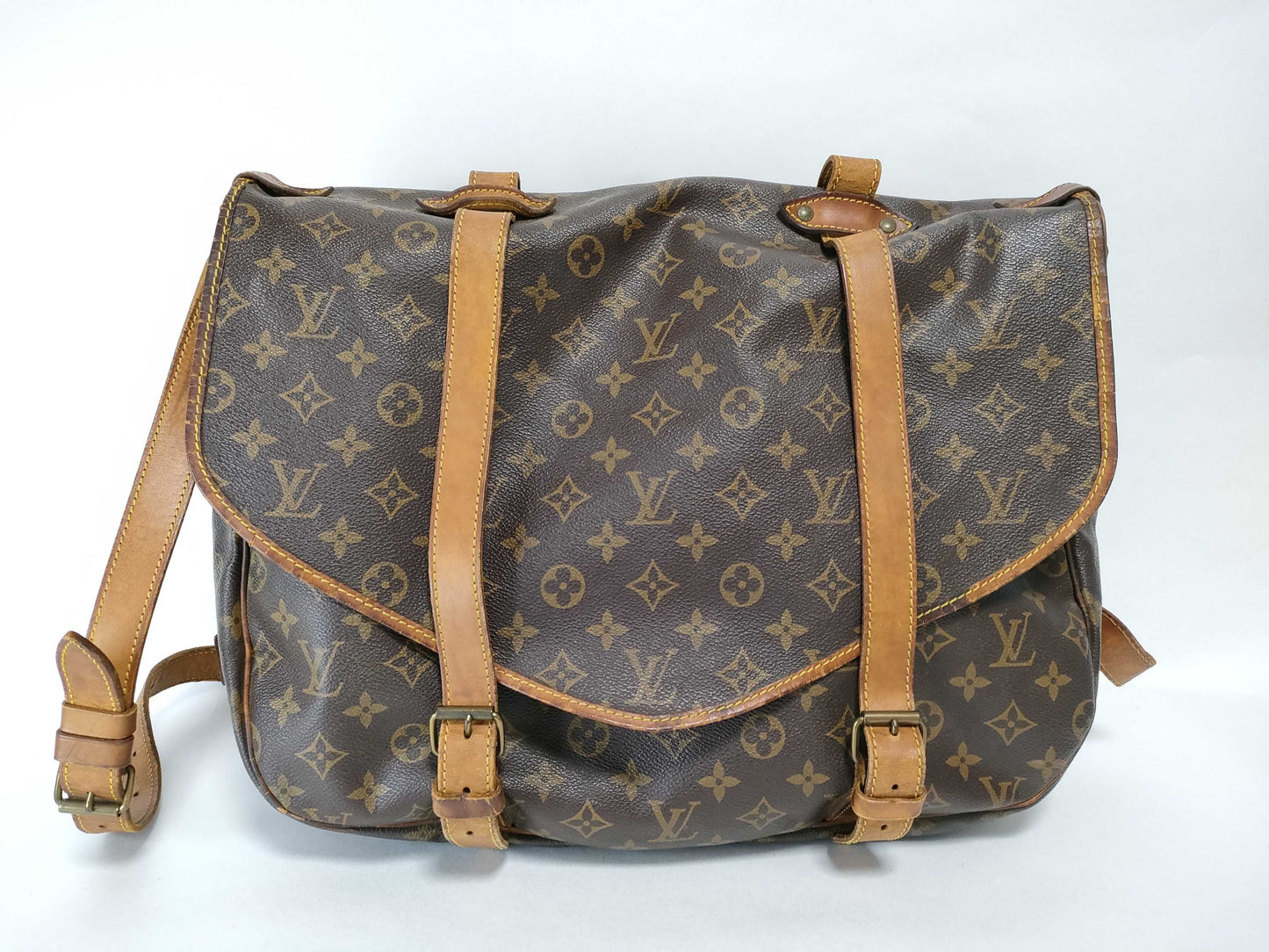 LOUIS VUITTON Monogram Saumur Shoulder Bag