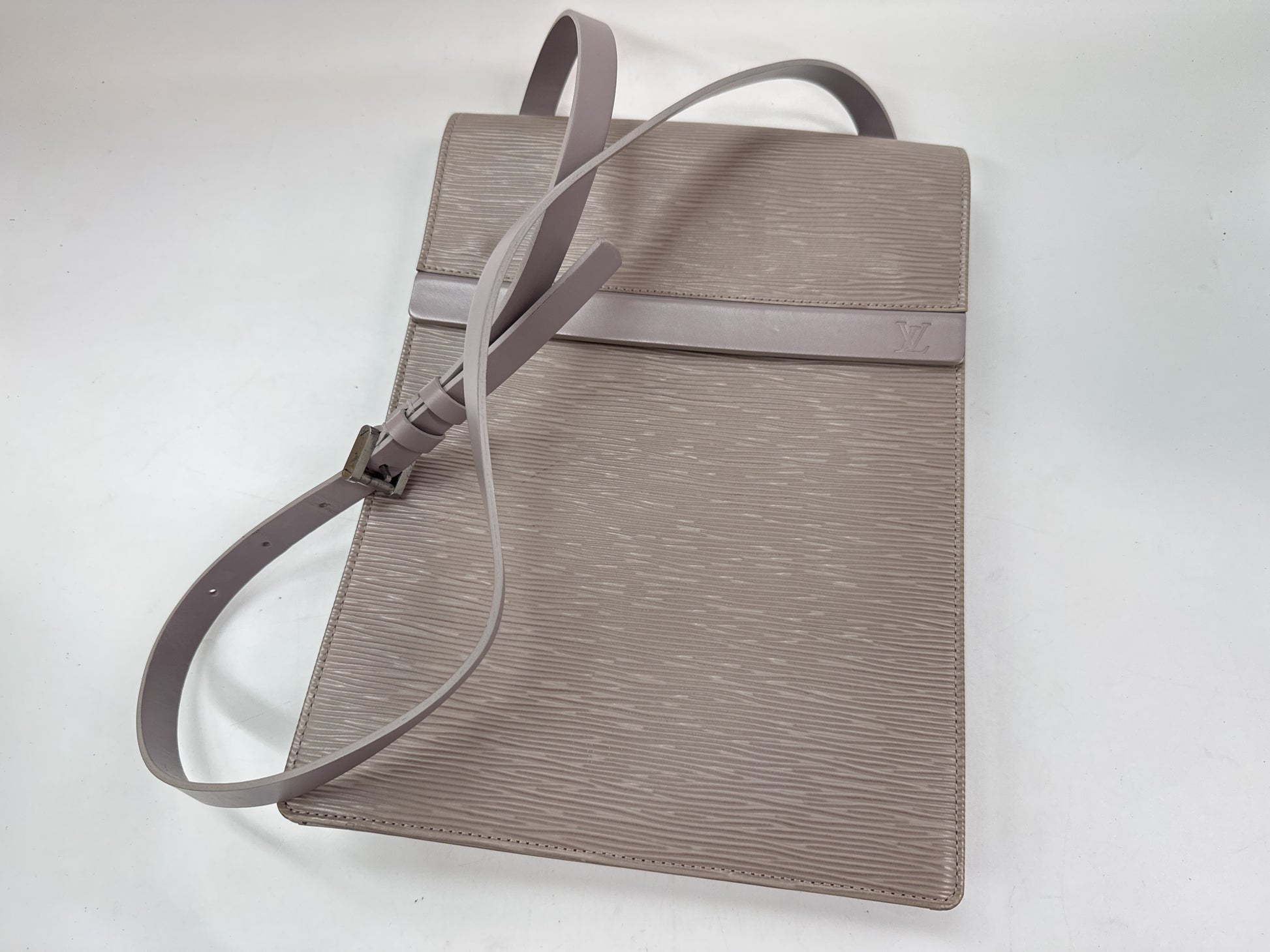 LOUIS VUITTON Epi Shoulder Bag