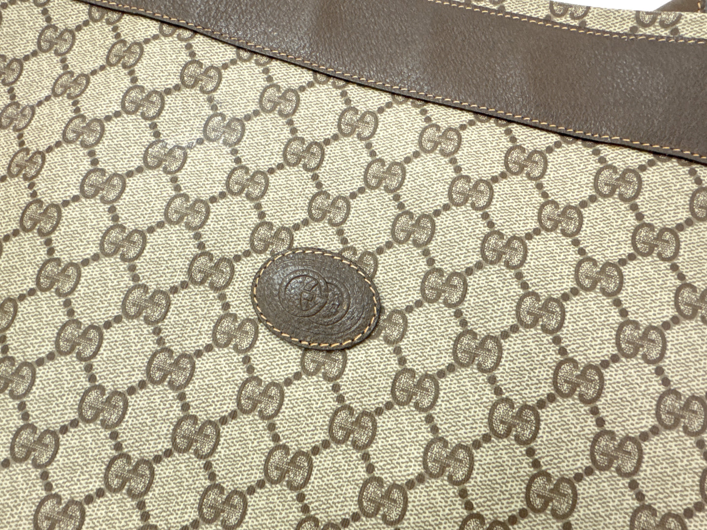 GUCCI GG Supreme Tote Bag