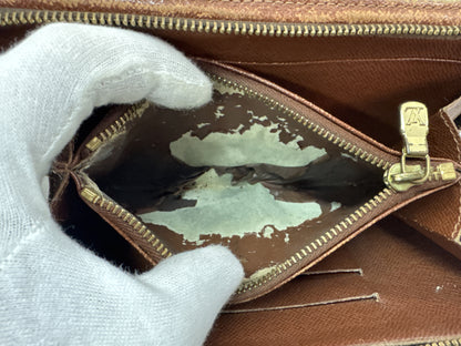 LOUIS VUITTON Louis Vuitton Monogram Wallet