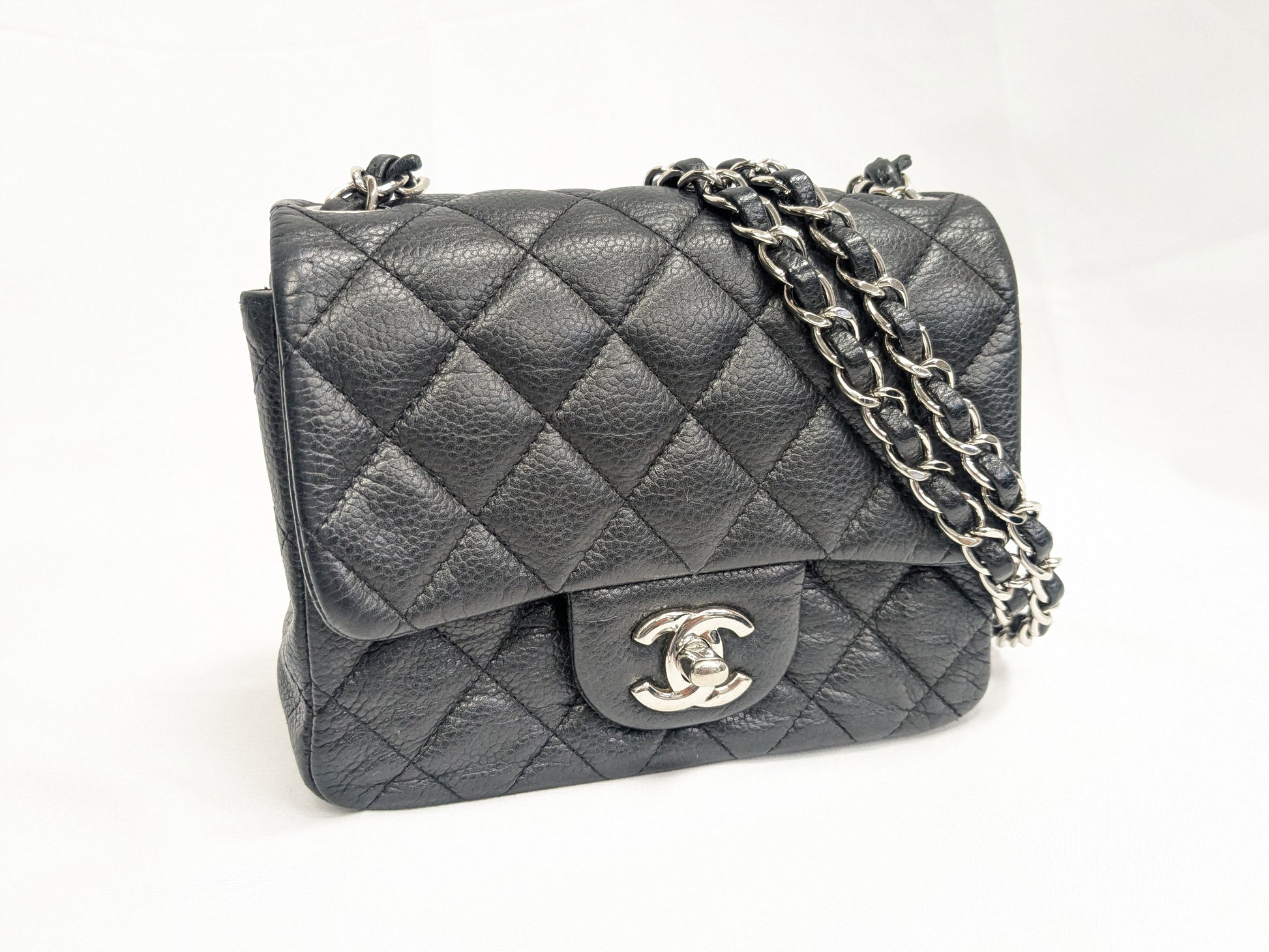 CHANEL Soft Caviar Mini Matelasse 18258384 Seal Guarantee Shoulder Bag