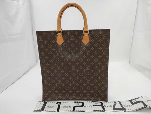LOUIS VUITTON Monogram Sac Plat Handbag