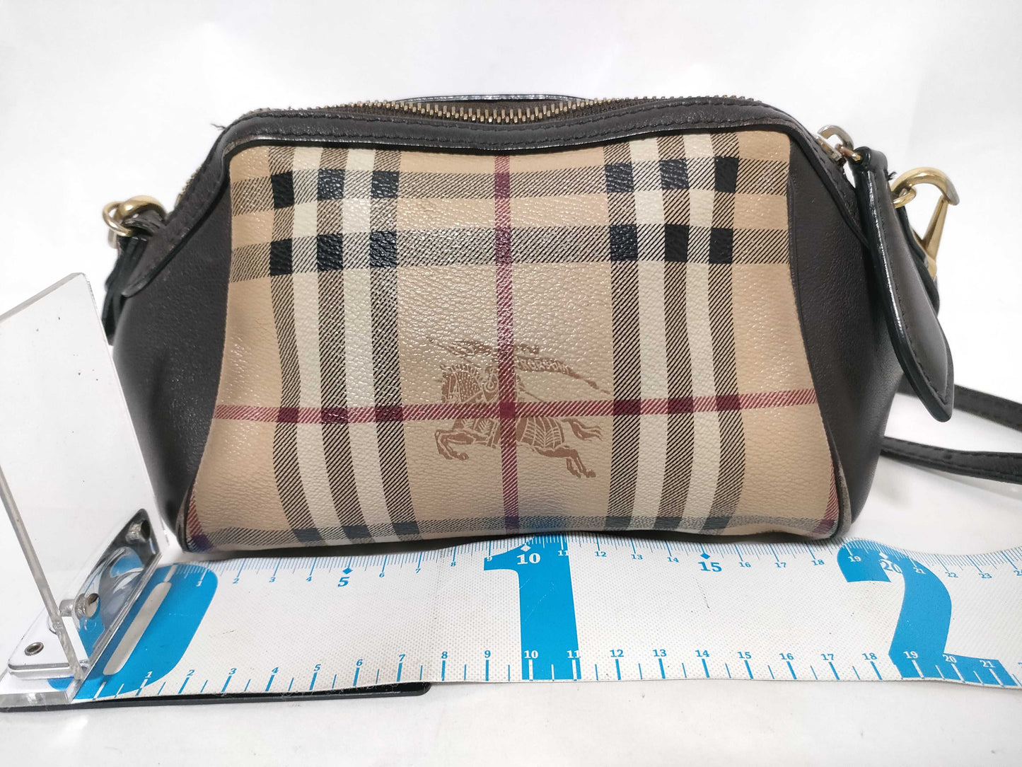 BURBERRY Nova Check Shoulder Bag