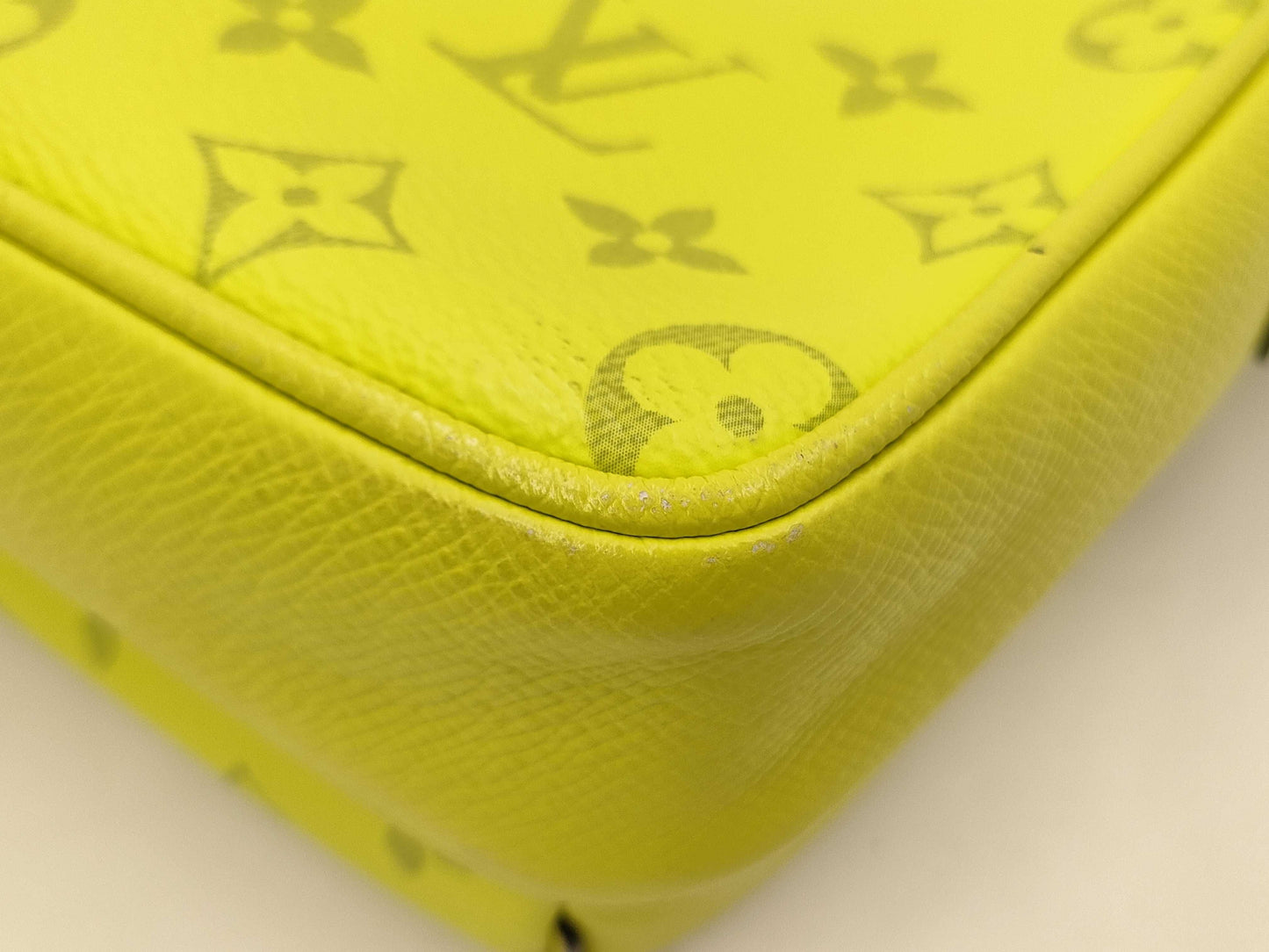 LOUIS VUITTON Taigarama Outdoor Messenger PM Shoulder Bag