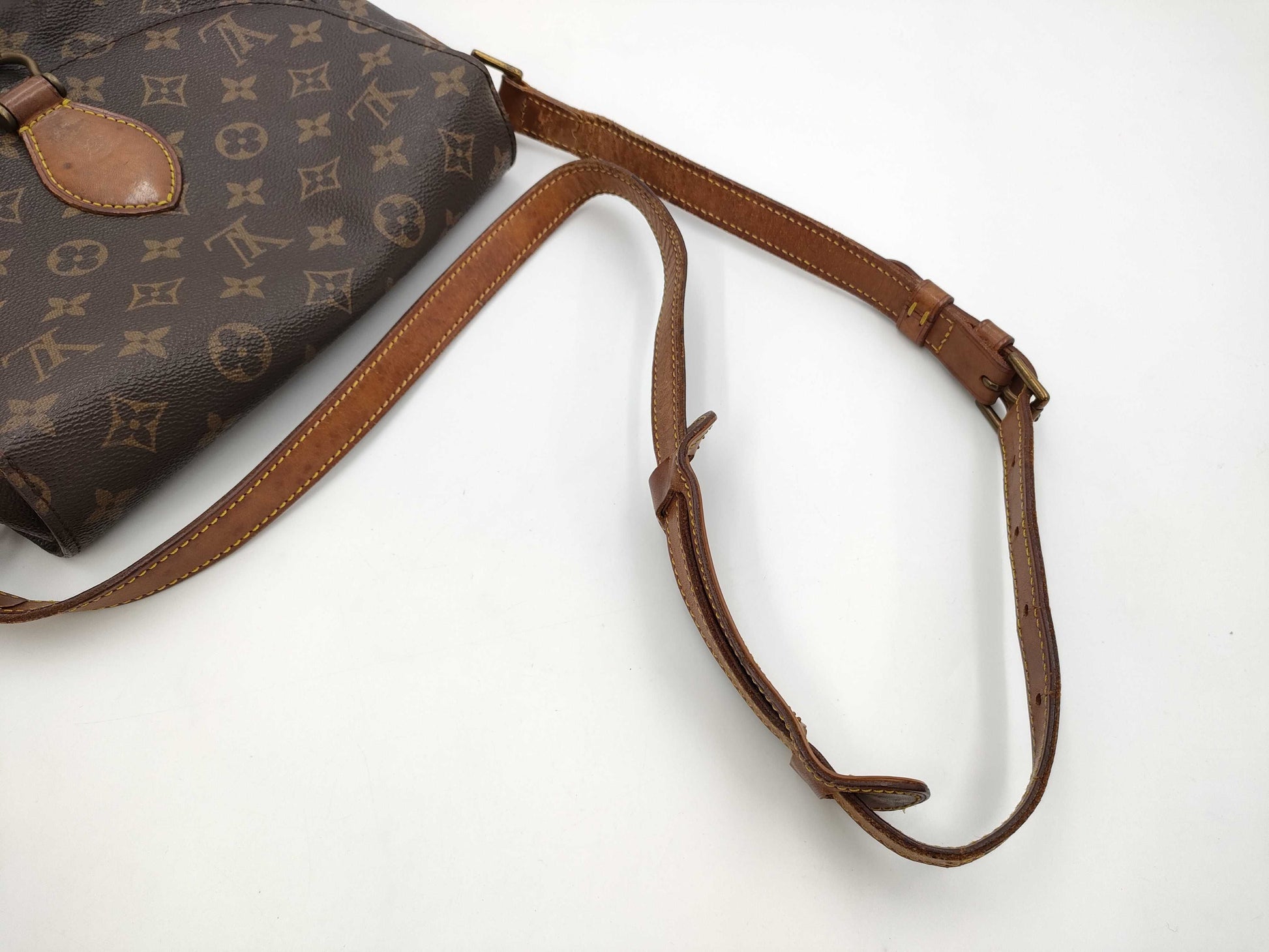 LOUIS VUITTON Monogram Saint-Cloud GM Shoulder Bag