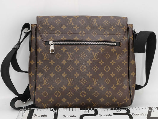 LOUIS VUITTON Monogram Macassar District MM Shoulder Bag