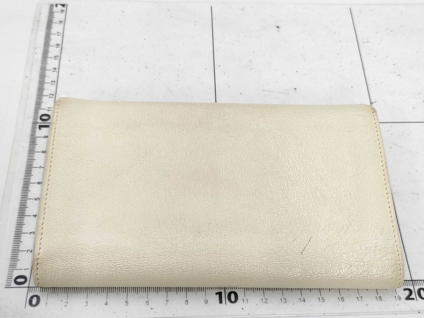 CHANEL Coco Button Wallet
