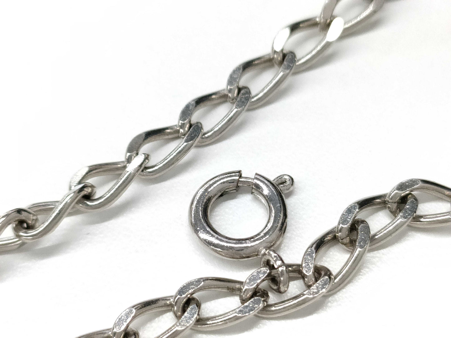 CHANEL Record 04S Chain Belt