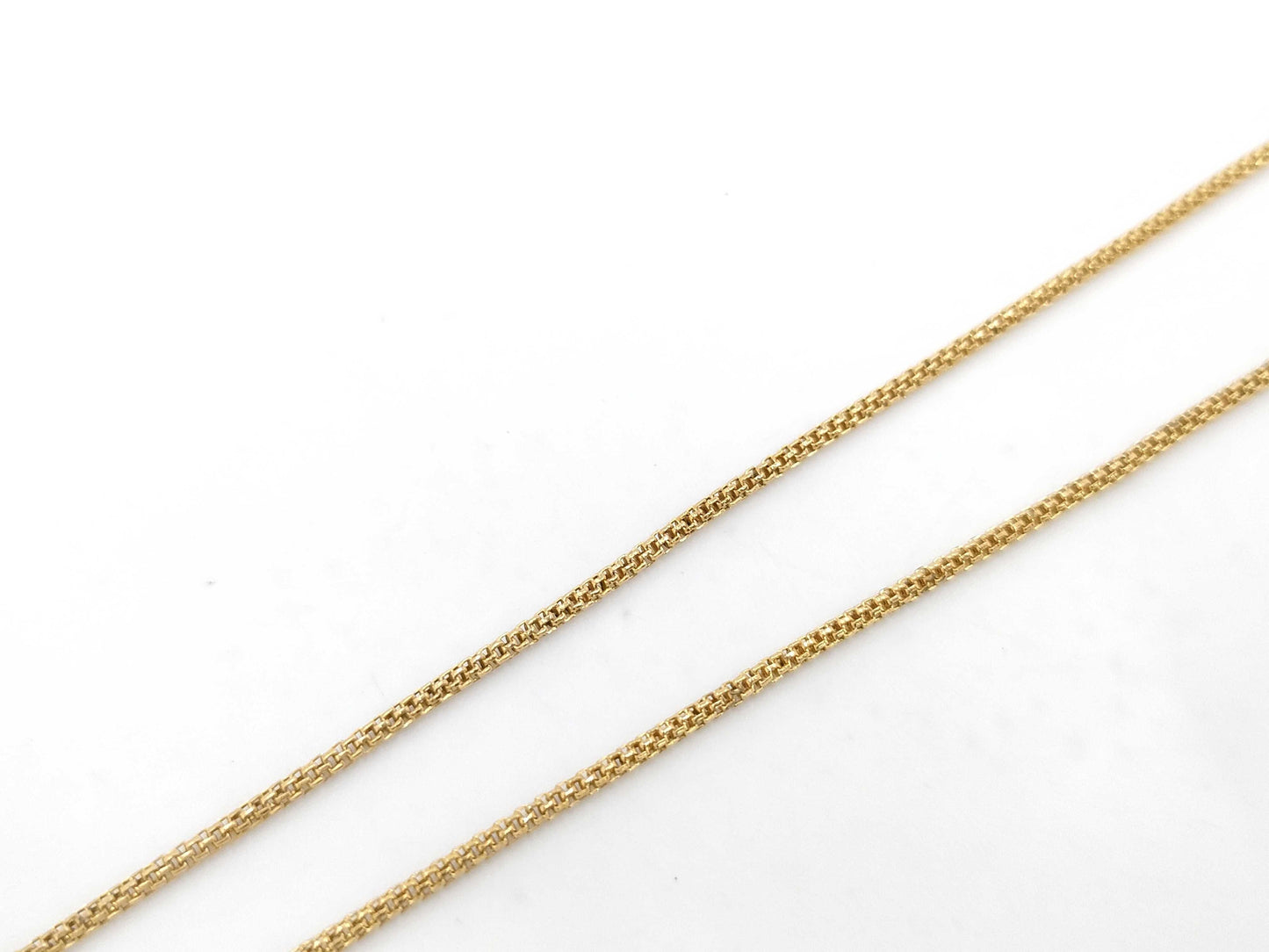 CHANEL pearl necklace