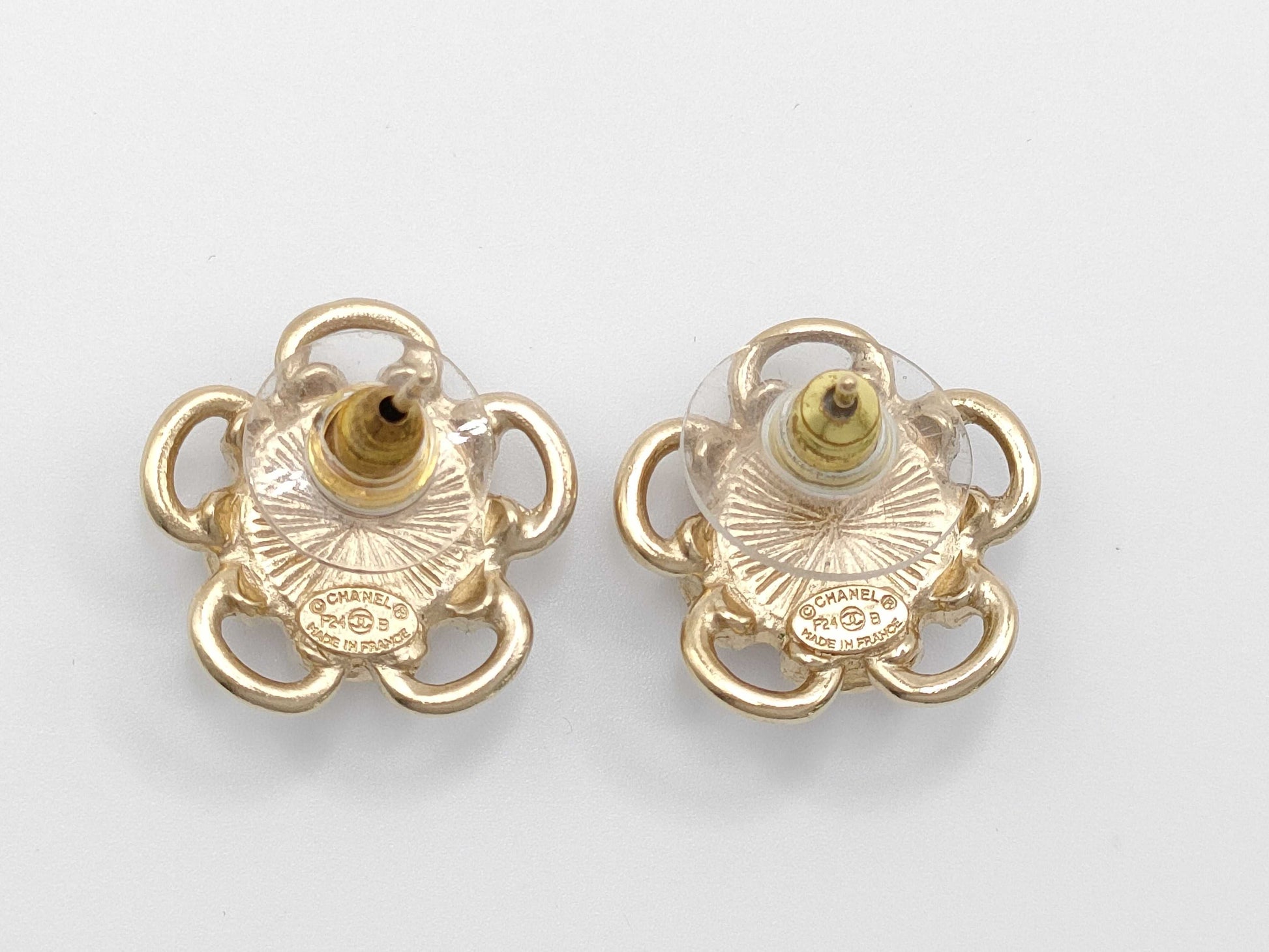 CHANEL Chanel earrings with box