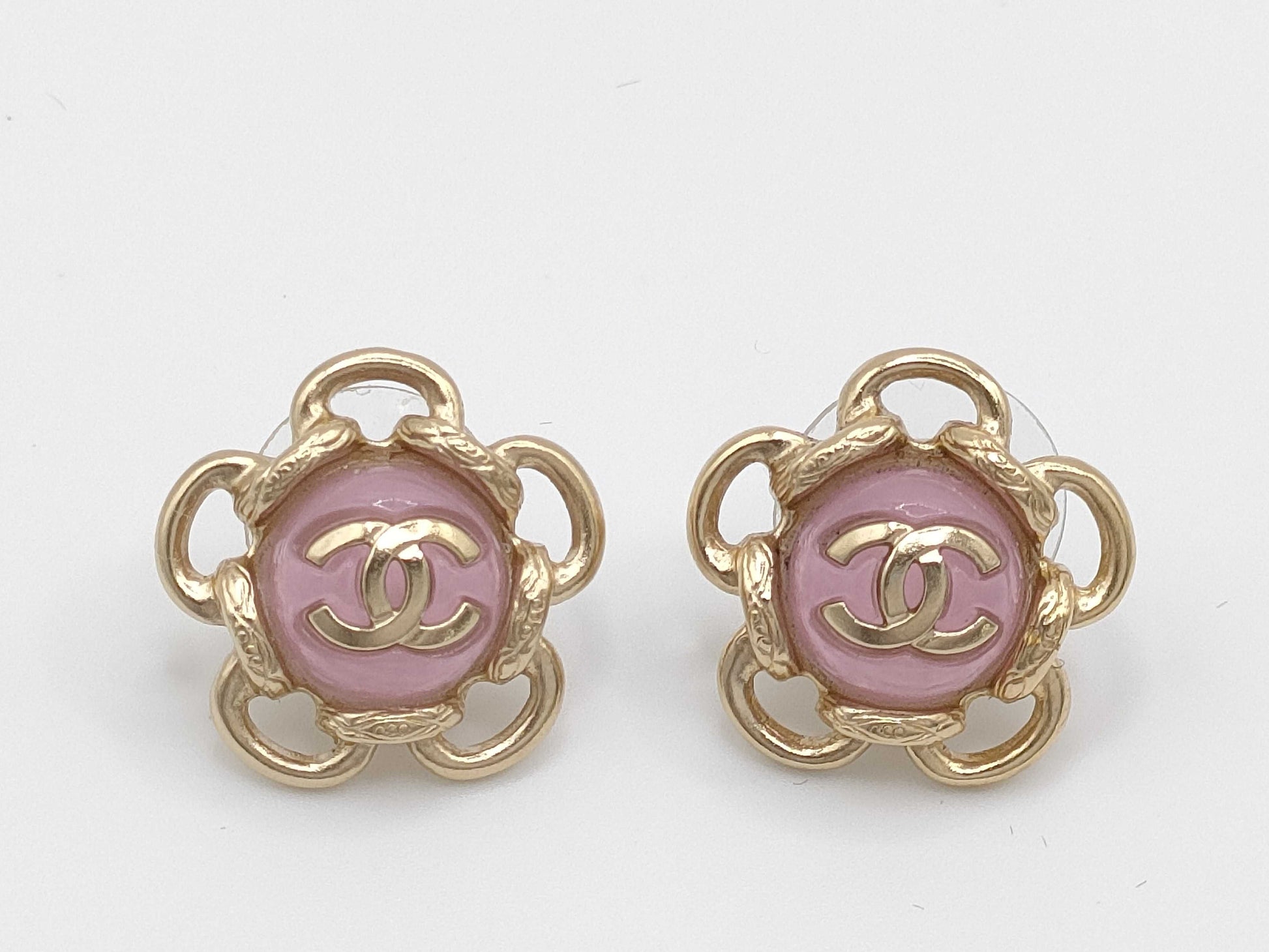 CHANEL Chanel earrings with box