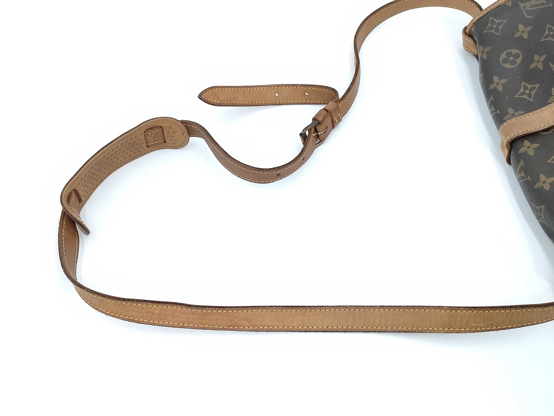 LOUIS VUITTON Monogram Saumur 30 AR9001 Shoulder Bag