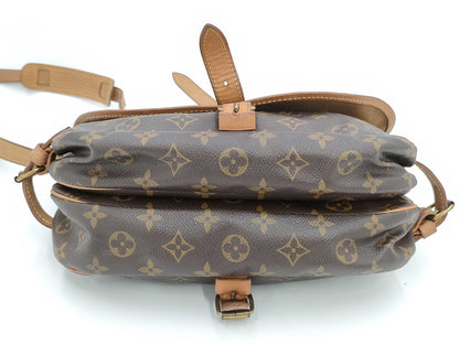 LOUIS VUITTON Monogram Saumur 30 AR9001 Shoulder Bag