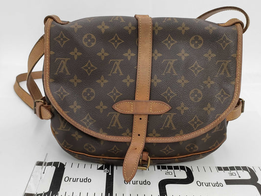 LOUIS VUITTON Monogram Saumur 30 AR9001 Shoulder Bag