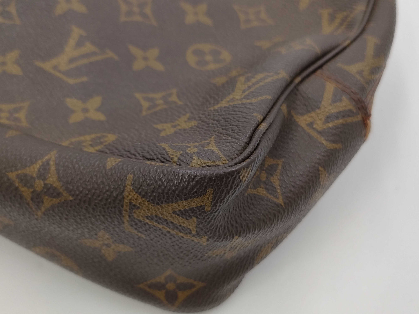 GUCCI Louis Vuitton Monogram Truth Wallet 26 Pouch 