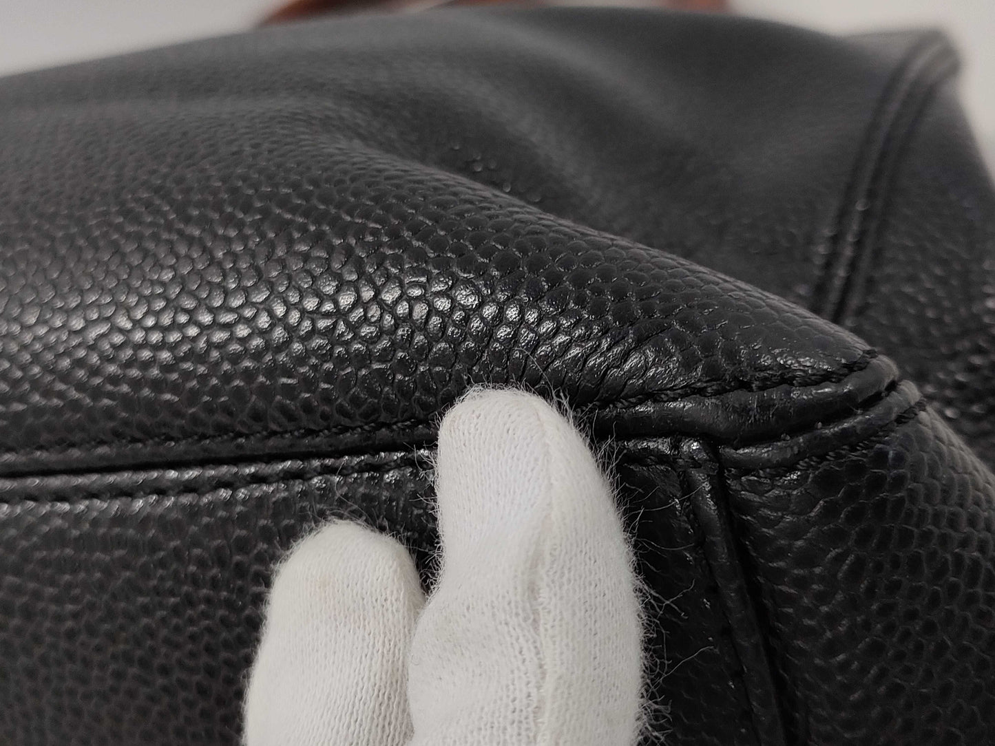 CHANEL Chanel Wood Caviar Skin Handbag Handbag