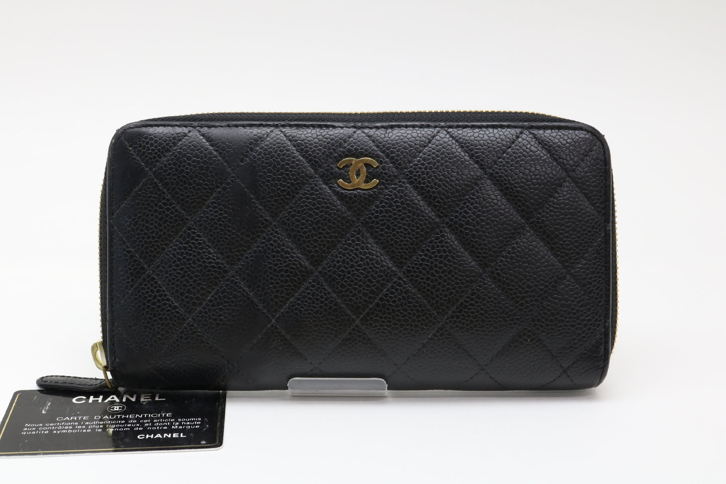 CHANEL Caviar Skin Coco Mark Zippy Wallet