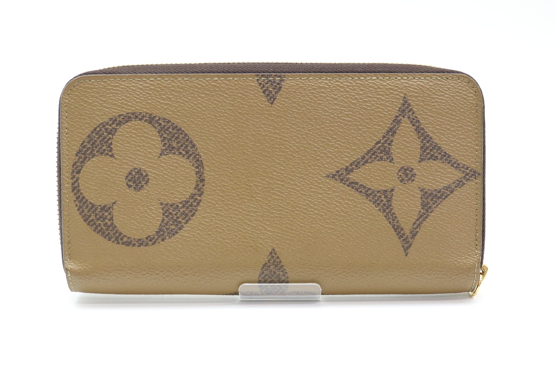 LOUIS VUITTON Monogram Giant Reverse Zippy Wallet