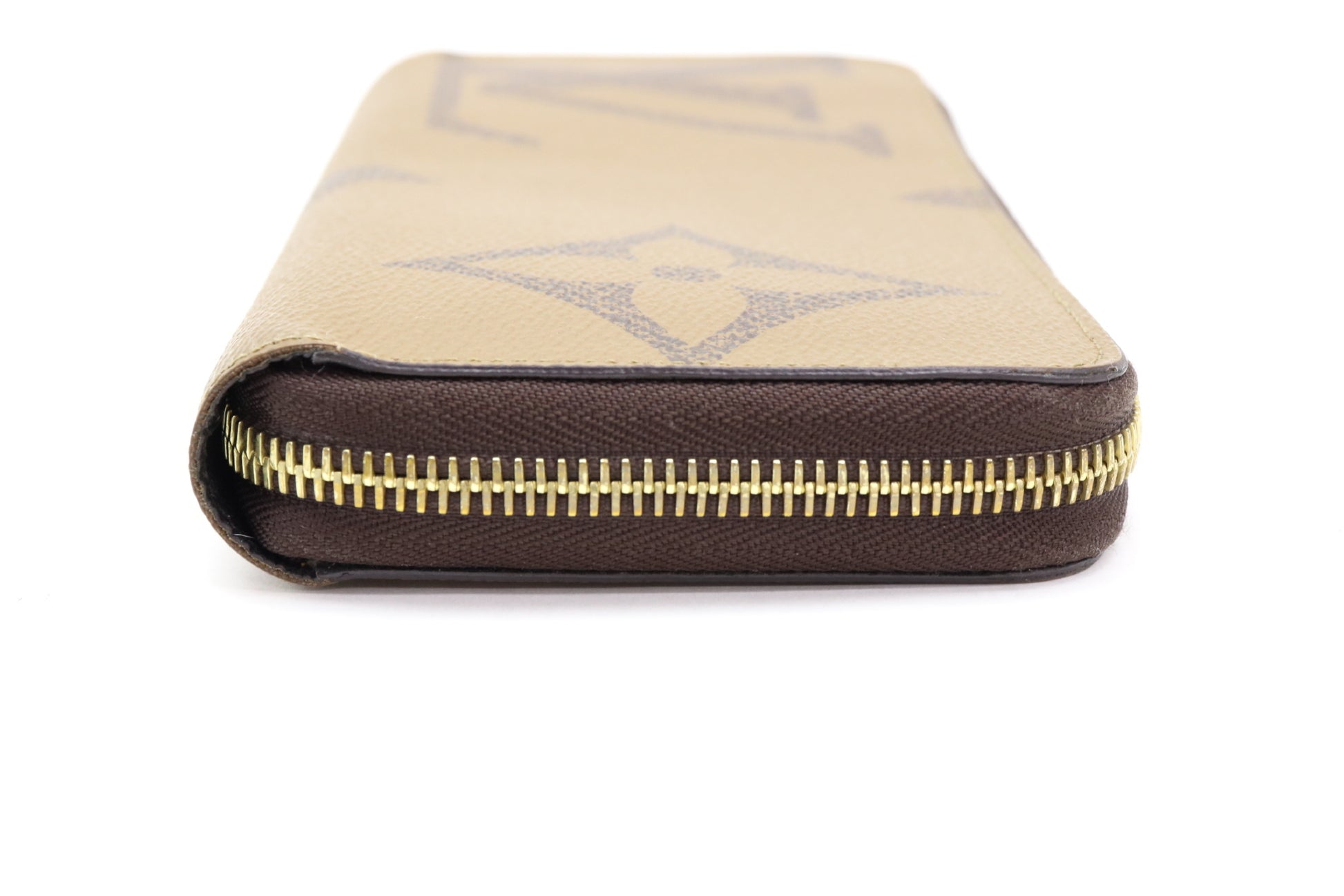 LOUIS VUITTON Monogram Giant Reverse Zippy Wallet