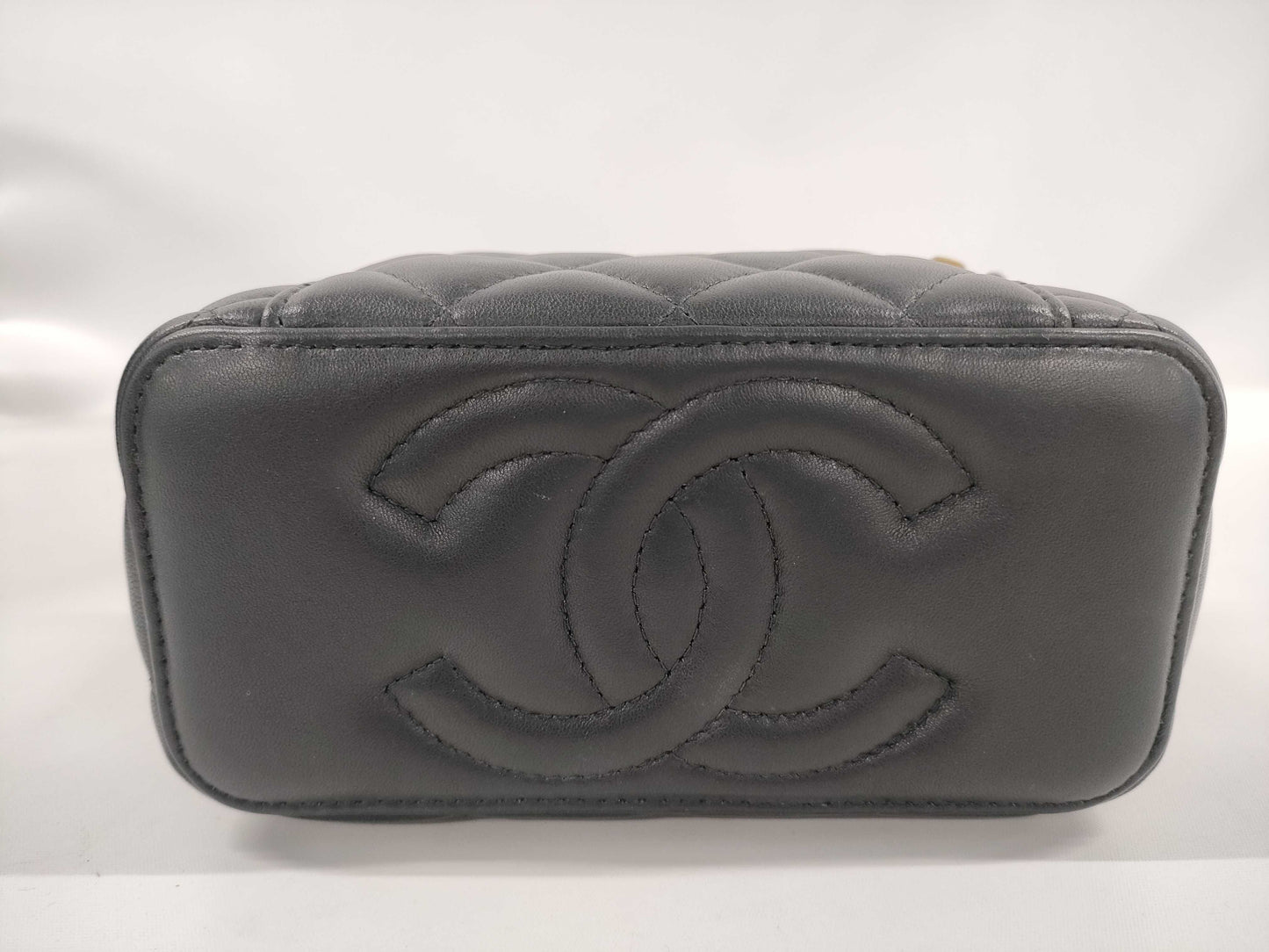 CHANEL Coco Mark Matelasse Lambskin Heart Chain Mini Vanity Bag Black Shoulder Bag