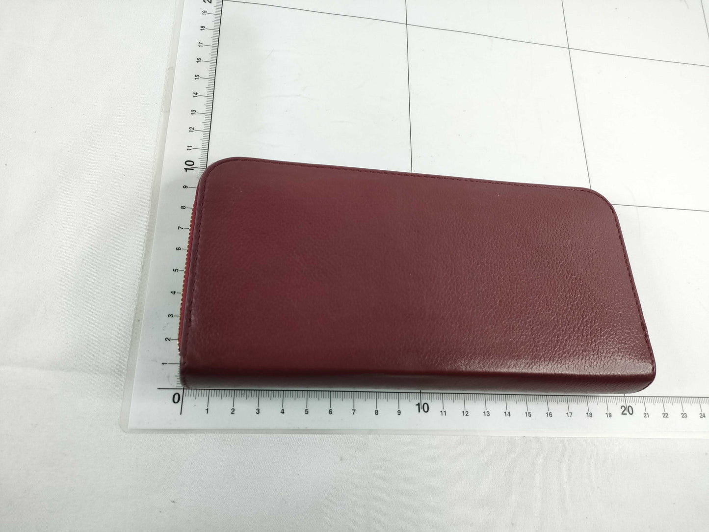Cartier C de Round Zip Long Wallet