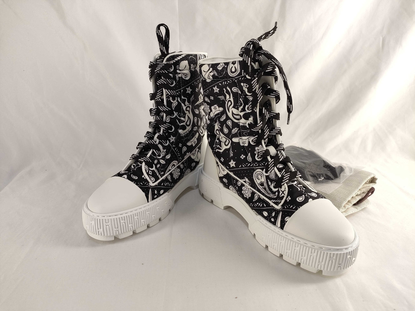 HERMES H241173Z Short Boots Fresh Panda with Spare Laces Other Shoes
