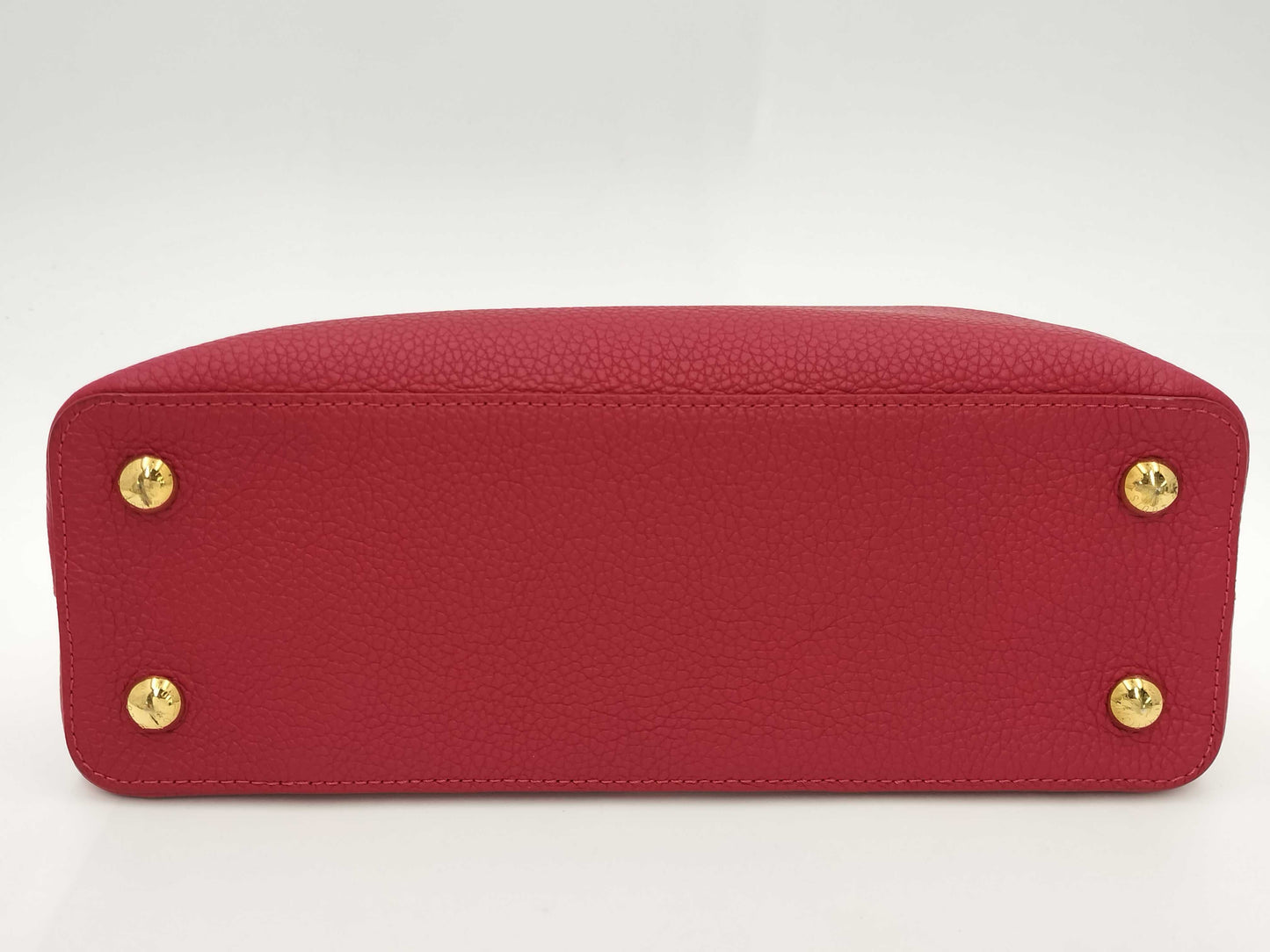 LOUIS VUITTON Capucines MM Taurillon Leather 2-Way Handbag