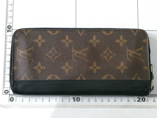 LOUIS VUITTON Louis Vuitton Monogram MacArthur Zippy Vertical Long Wallet