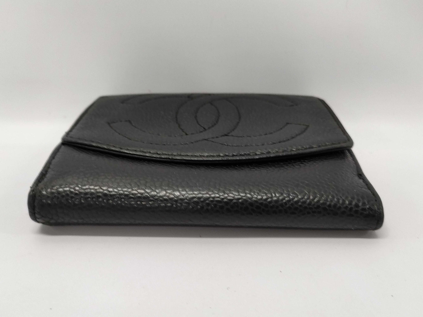 CHANEL Caviar Skin Wallet