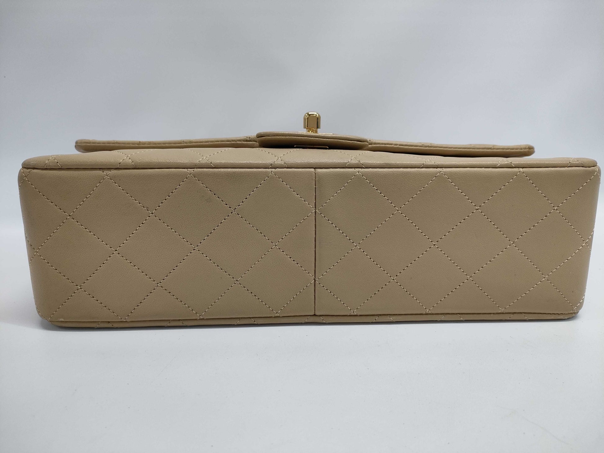 CHANEL Matelasse Chain Shoulder Bag