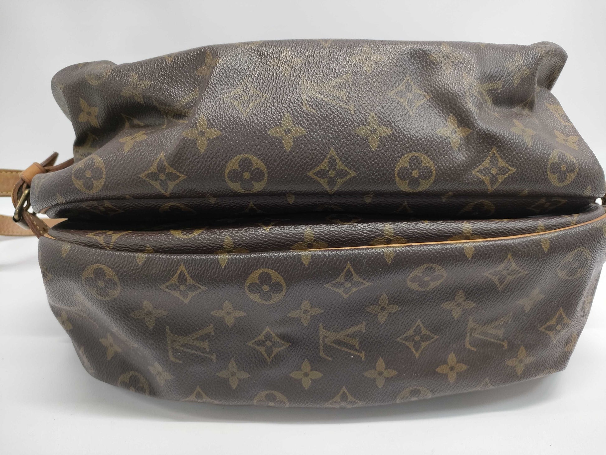 LOUIS VUITTON Monogram Saumur Shoulder Bag