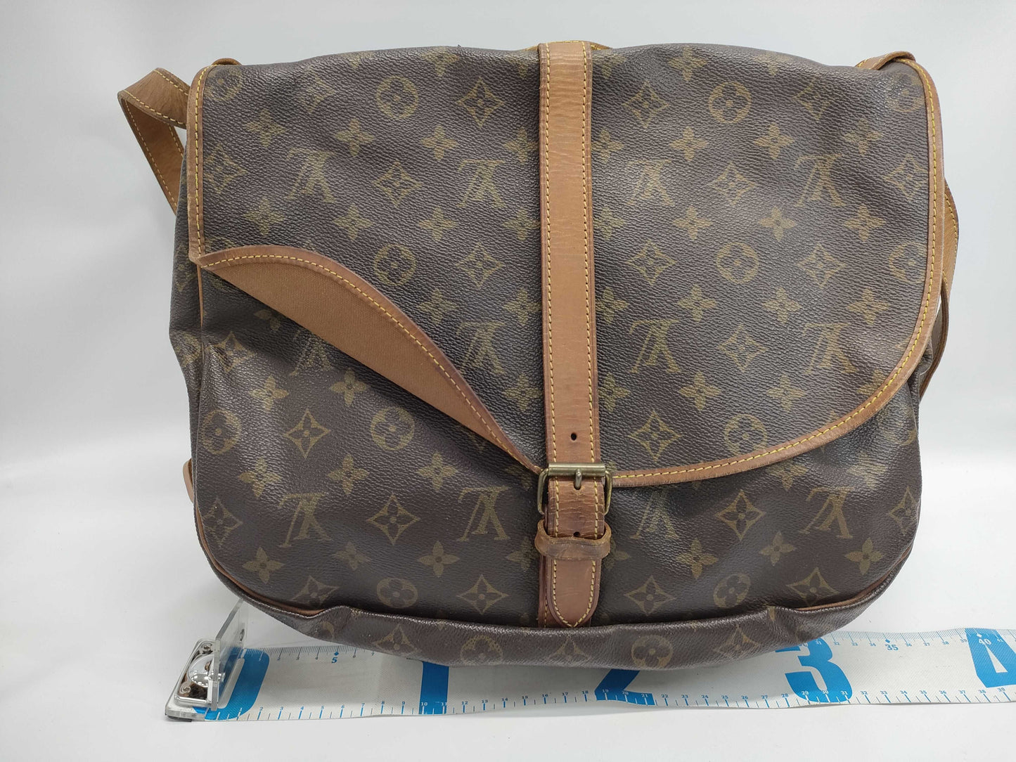 LOUIS VUITTON Monogram Saumur Shoulder Bag