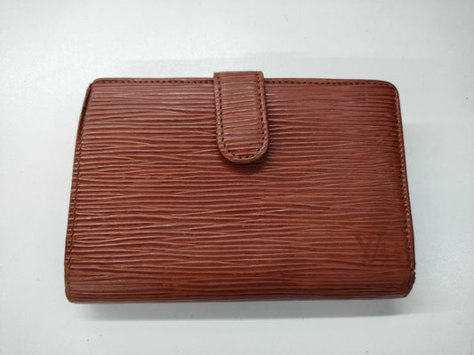 LOUIS VUITTON Epi Louis Vuitton Wallet