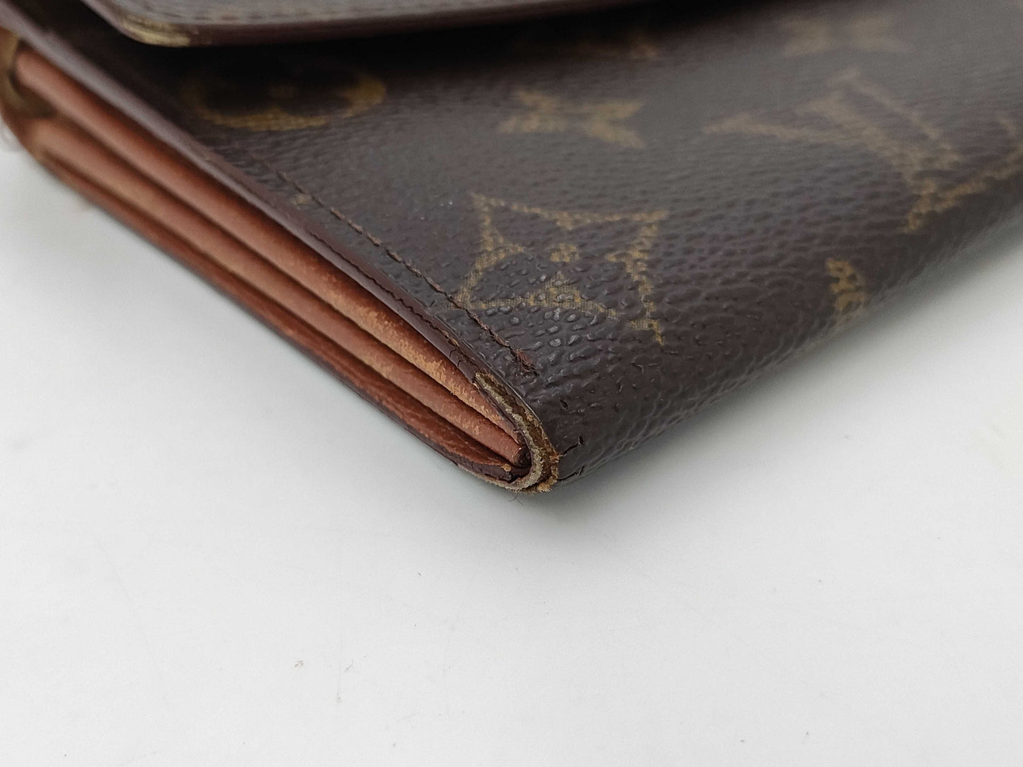 LOUIS VUITTON Monogram Louis Vuitton Wallet