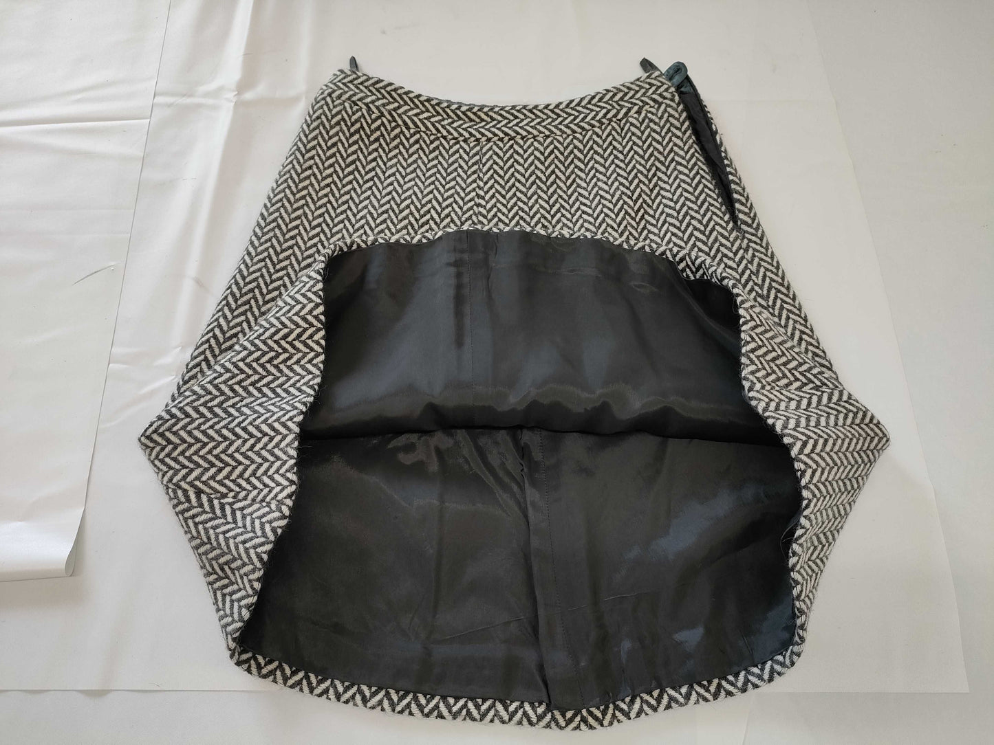 GIORGIO ARMANI size 38 skirt