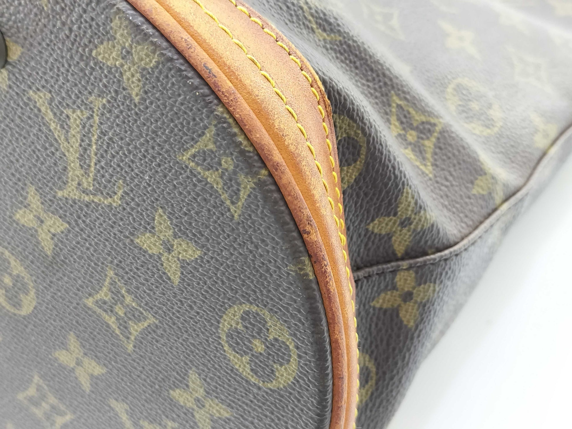 LOUIS VUITTON Monogram Vuitton Tote Bag