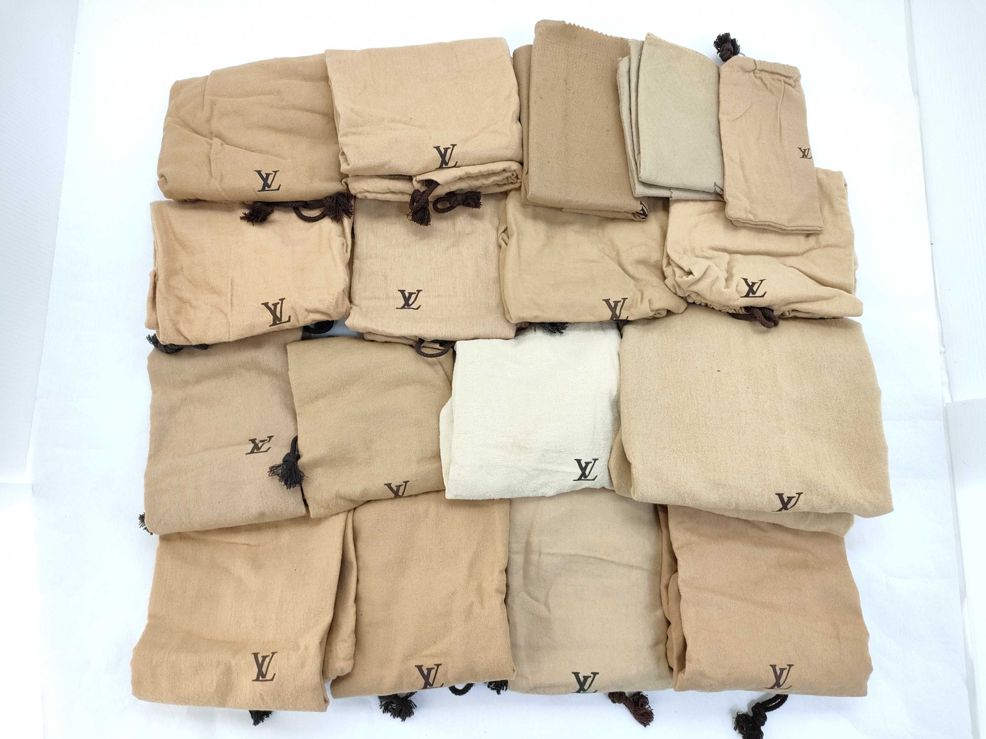 LOUIS VUITTON Louis Vuitton Dust Bags 17-Piece Dust Bags 